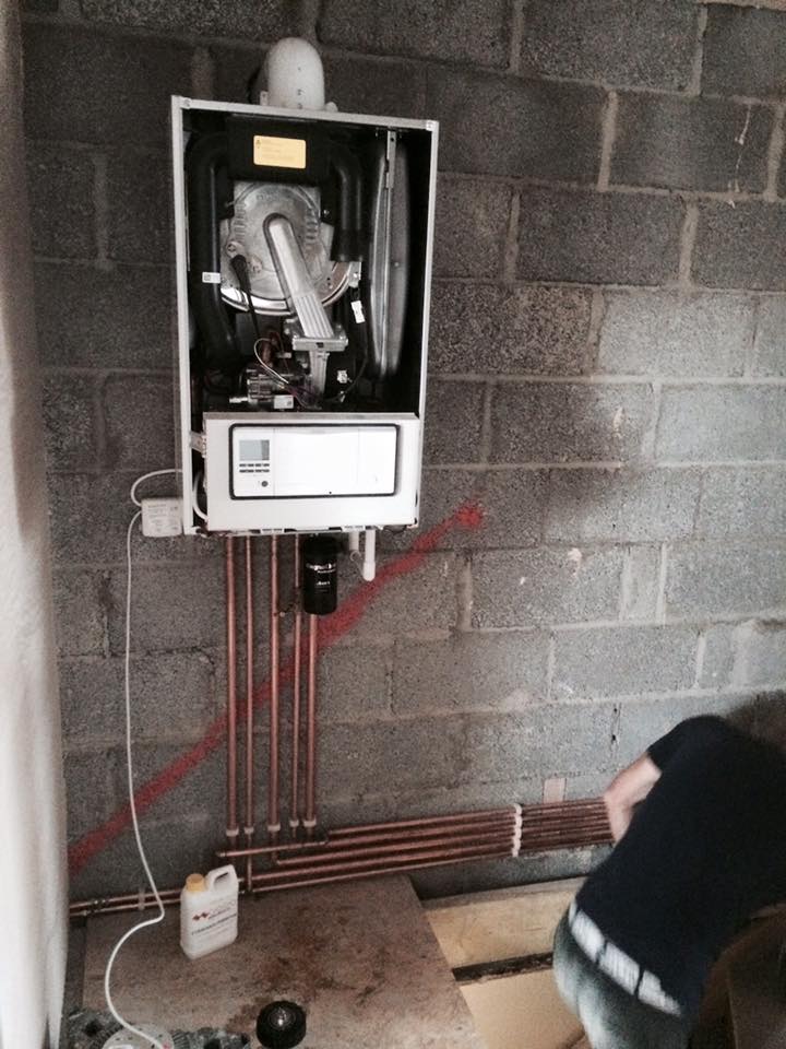 Boiler installation with neat pipework
